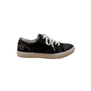 Levis Women’s Black Canvas Lace-Up Flat Skateboard Sneakers Size 6.5
